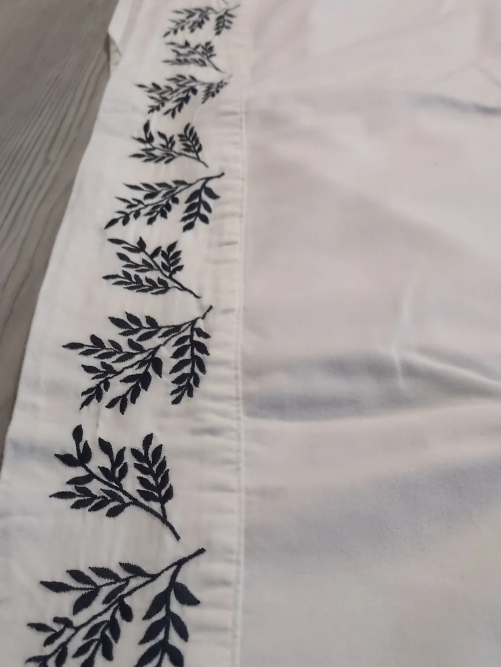 Royal Heritage Home 100% Cotton Full Sheet Set White Black Embroidered 4 Pc